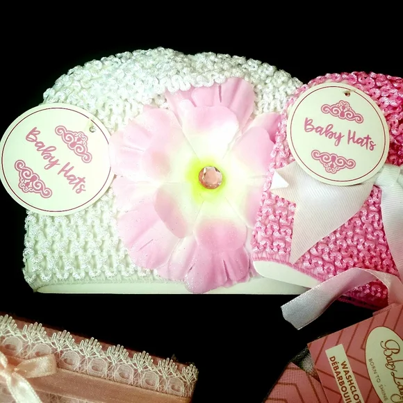 Keepsake Photo Album,  baby hats, wash cloths, and burp cloth bundle - Picture 3 of 9